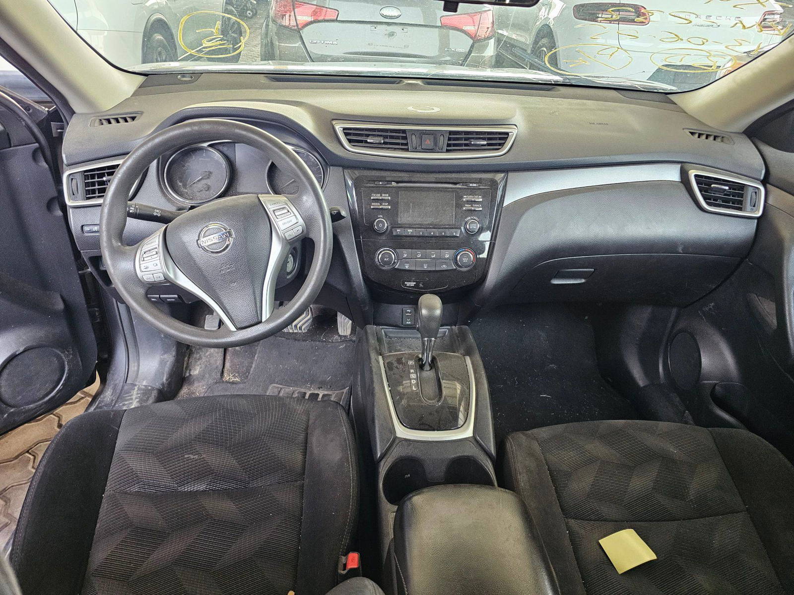 2014 NISSAN ROGUE — 231876 KM — Lot 12338441 — Main - Marhaba Auctions Used Cars - Image 7