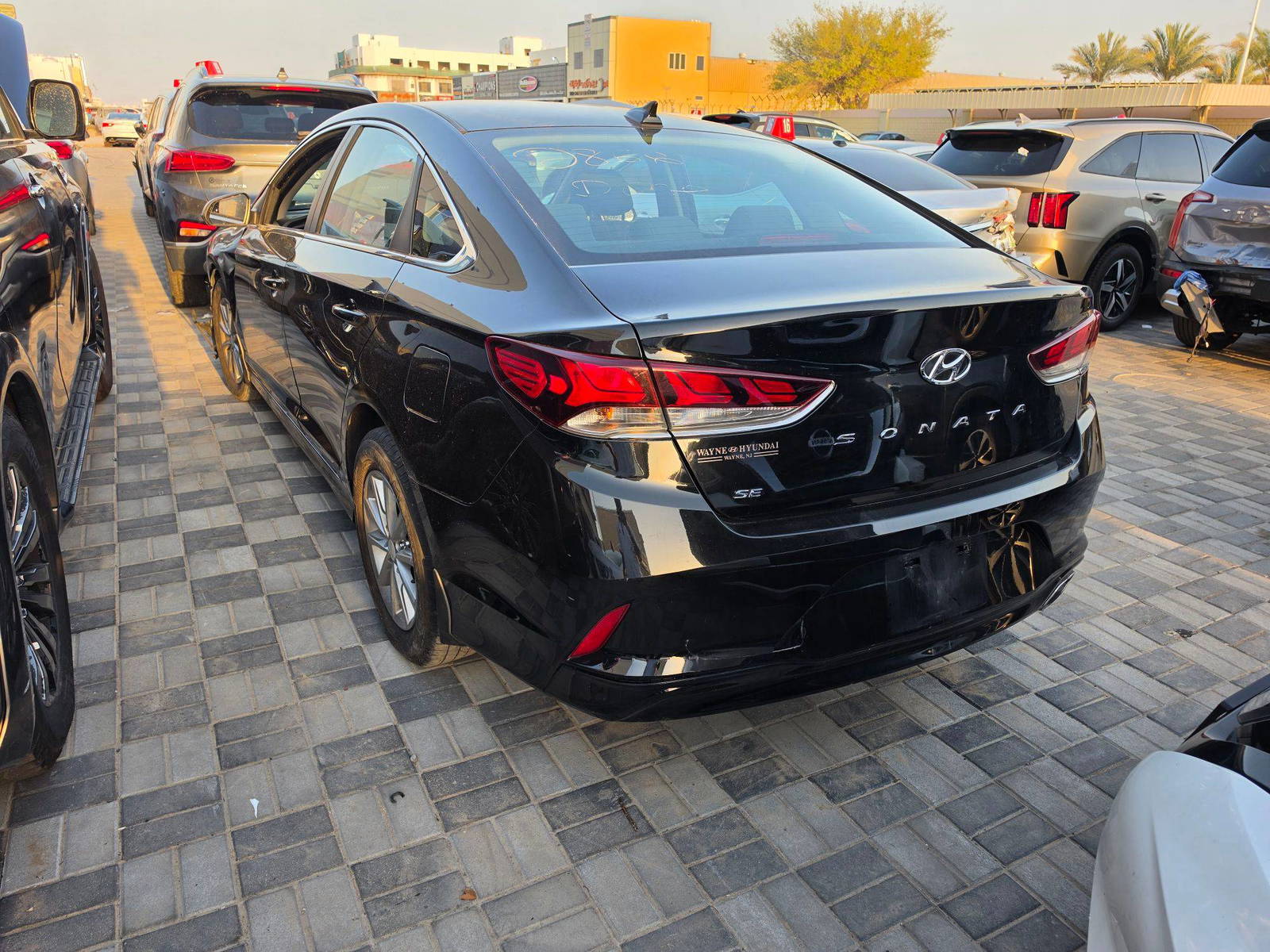 2019 HYUNDAI SONATA — 168352 Miles — Lot 44182866 — Oman Yard - Marhaba Auctions Used Cars - Image 3
