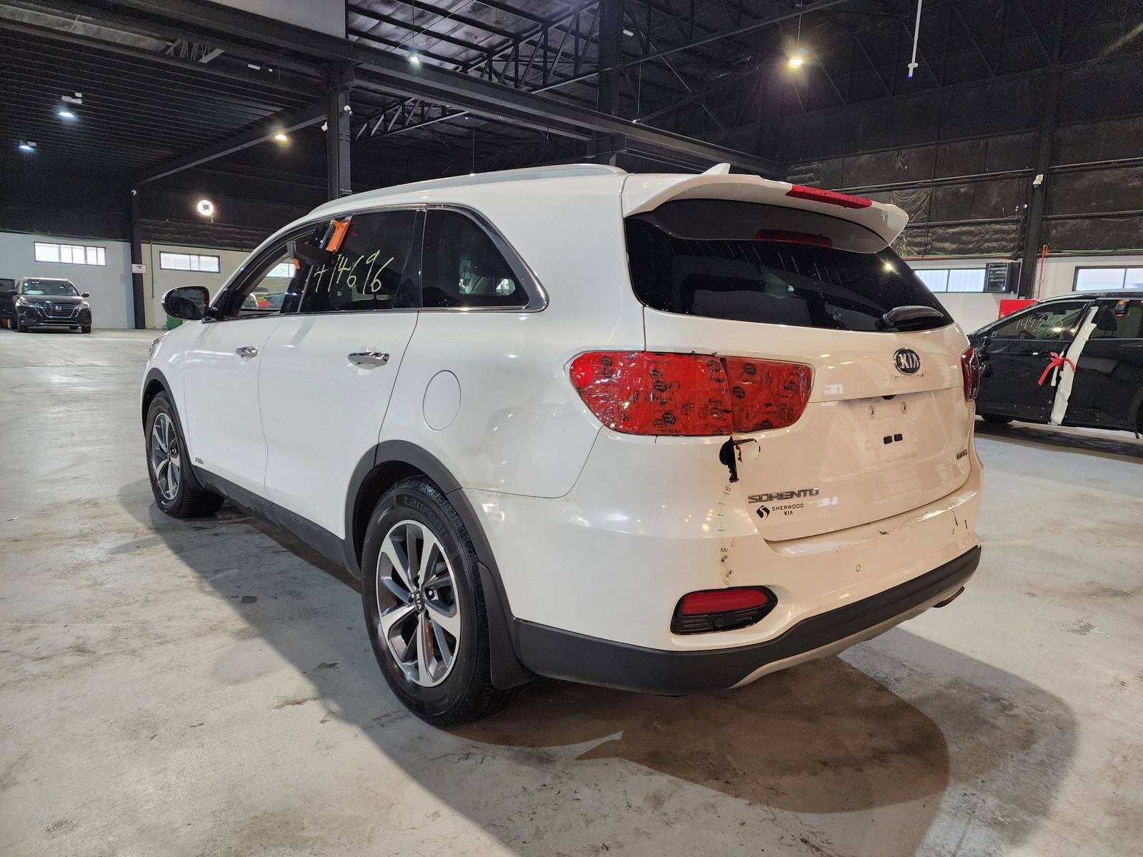 2019 KIA SORENTO — 171161 KM — Lot 30039088 — Al Quoz - Marhaba Auctions Used Cars - Image 3