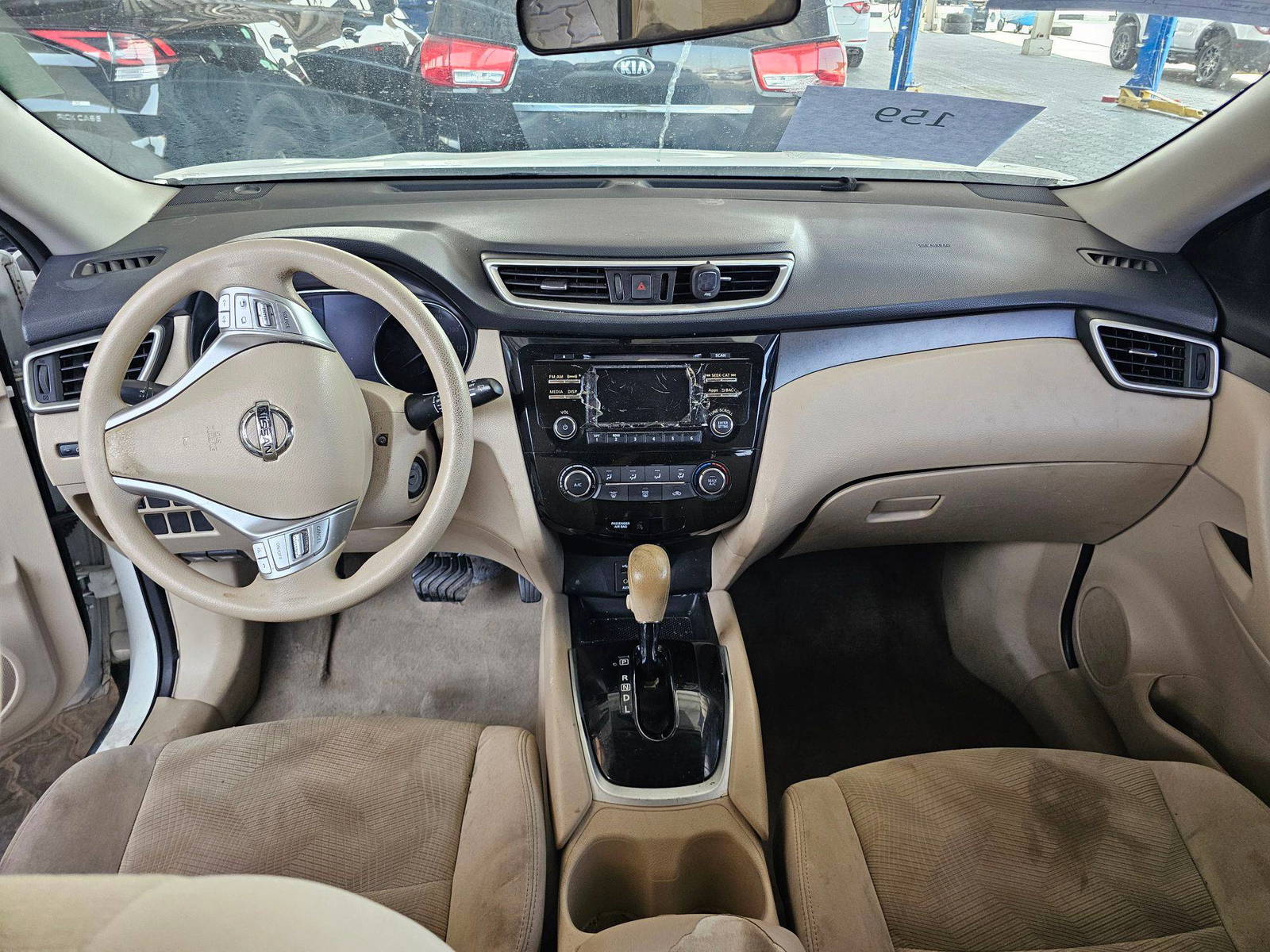 NISSAN ROGUE 2015 - Marhaba Auction Used Cars - Image 6