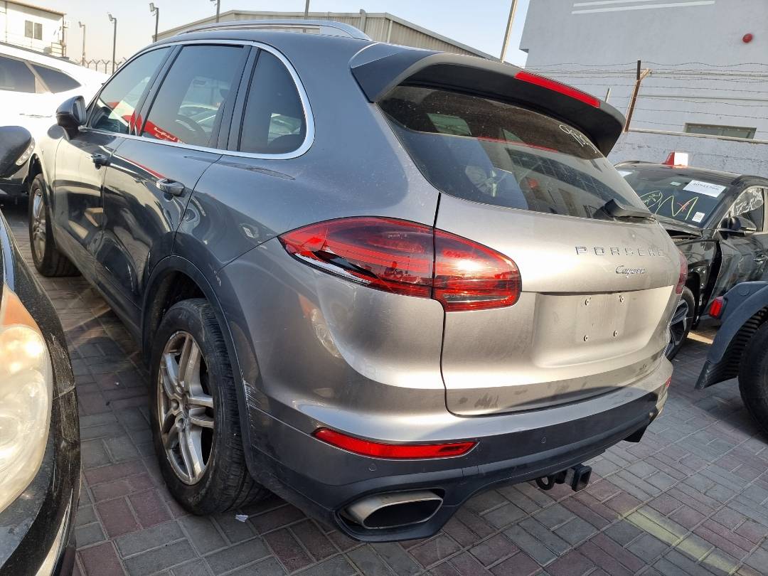 2018 PORSCHE Cayenne — 124921 Miles — Lot 215478 — Souq - Marhaba Auctions Used Cars - Image 6