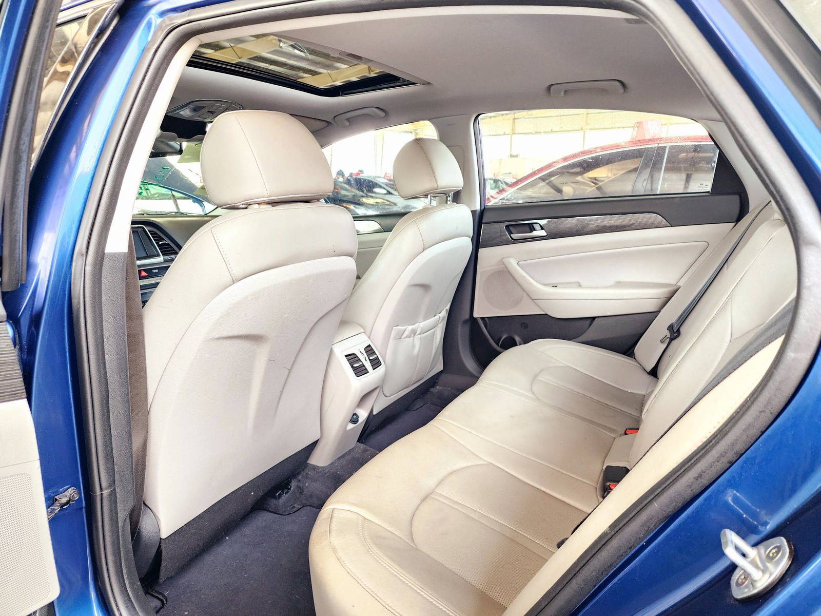 2018 HYUNDAI SONATA — 80206 Miles — Lot 40782405 — Souq - Marhaba Auctions Used Cars - Image 6