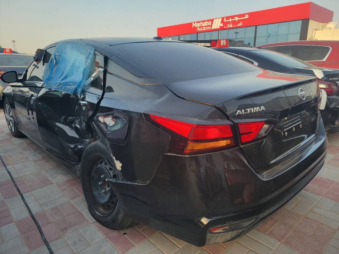 2020 NISSAN ALTIMA — 68489 Miles — Lot 312521202 — Ind. 12 - Marhaba Auctions Used Cars - Image 3