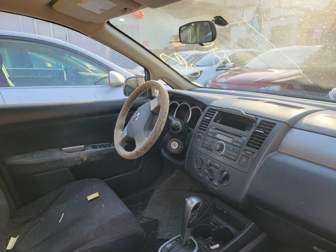 2010 NISSAN VERSA — 141910 Miles — Lot 02477 - Marhaba Auctions Used Cars - Image 6