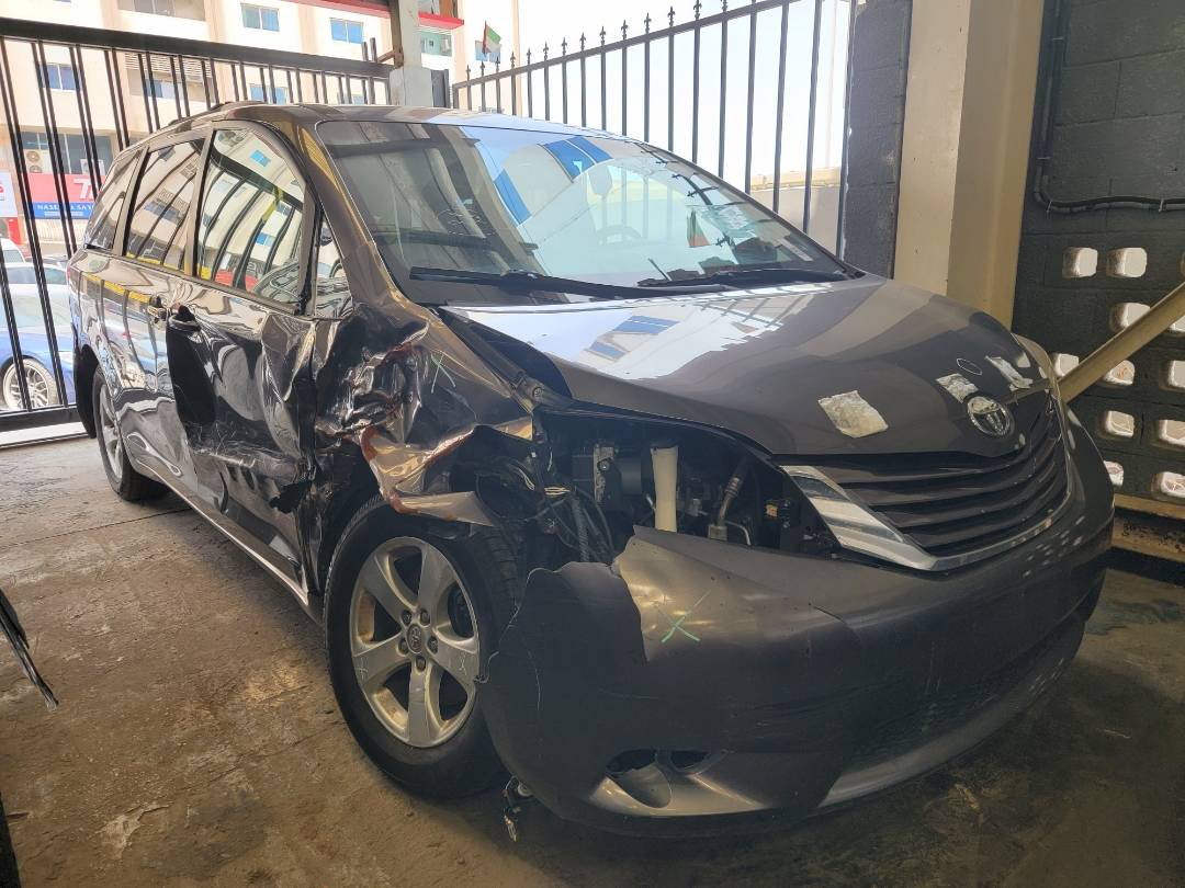 2017 TOYOTA SIENNA — 144890 Miles — Lot HS781835 — Main - Marhaba Auctions Used Cars - Image 3