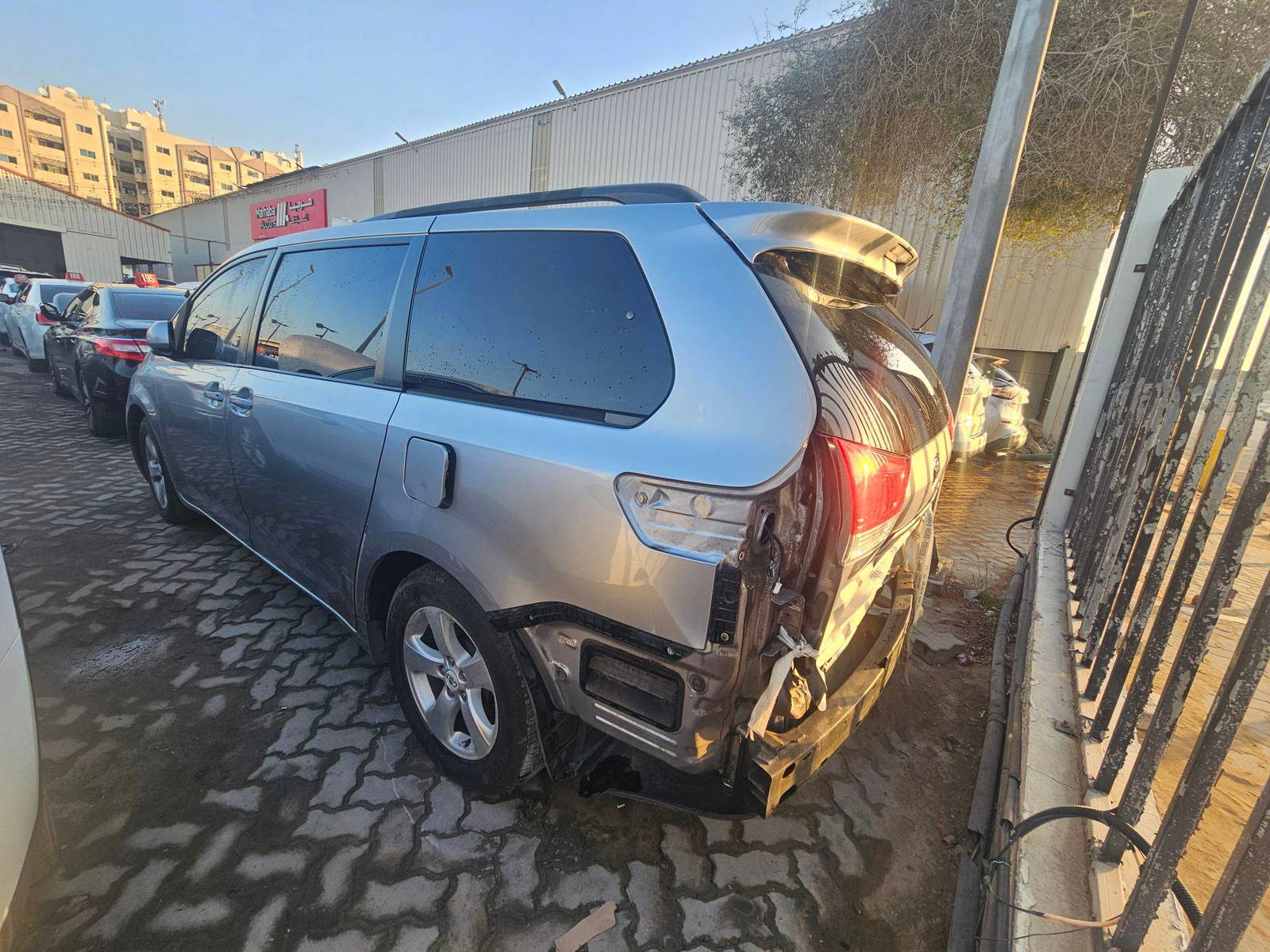 TOYOTA SIENNA 2011 - Marhaba Auction Used Cars - Image 3