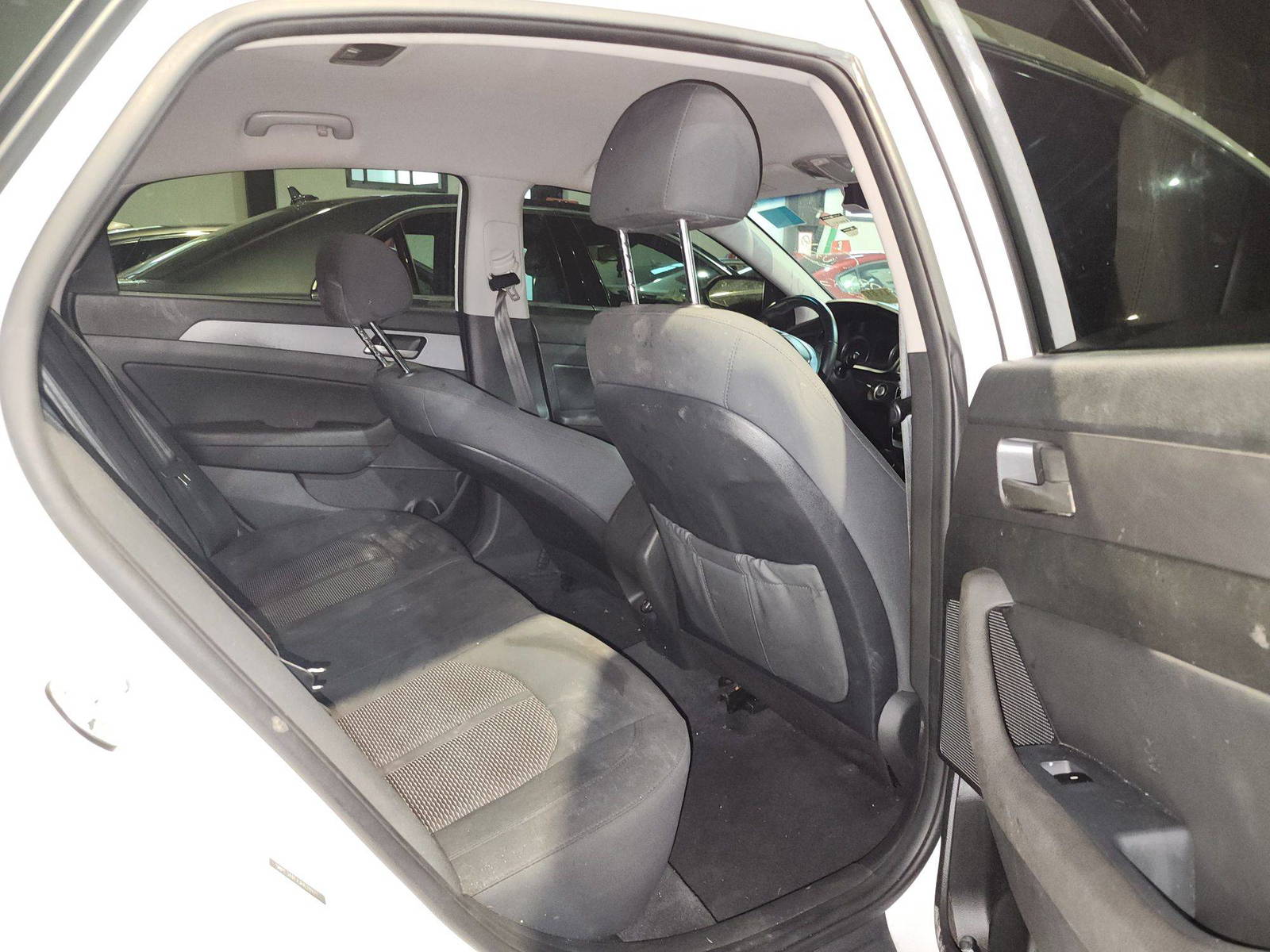 HYUNDAI SONATA 2018 - Marhaba Auction Used Cars - Image 6