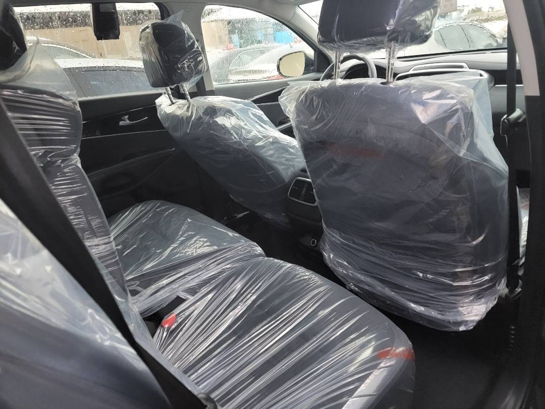 2019 KIA SORENTO — 118946 Miles — Lot KG507119 - Marhaba Auctions Used Cars - Image 5