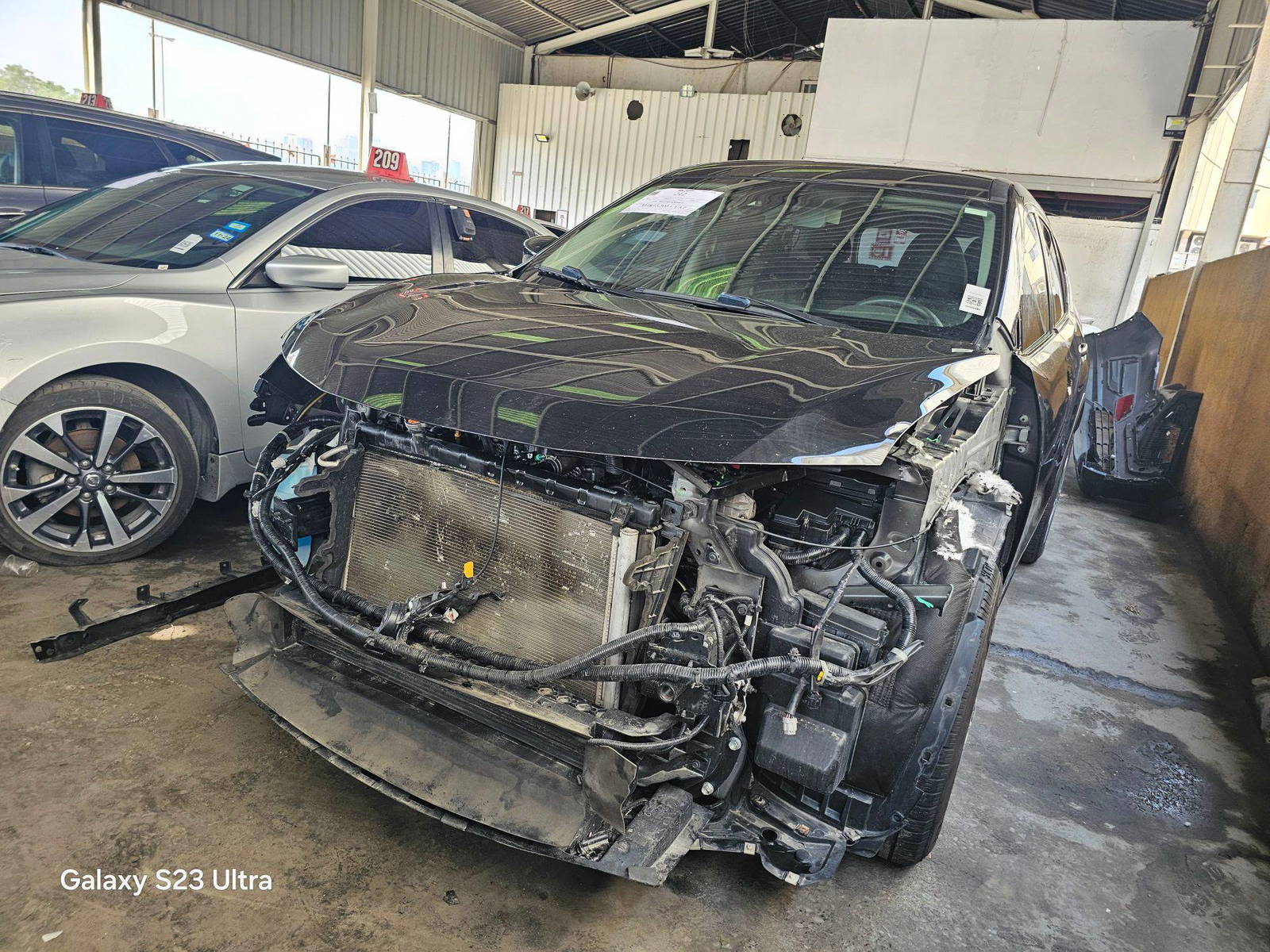 2019 NISSAN ROGUE — 143360 Miles — Lot XKW504877 — Main - Marhaba Auctions Used Cars - Image 5