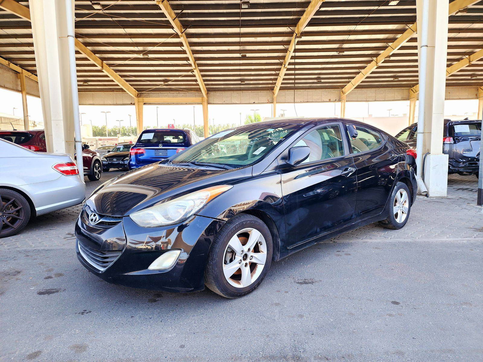 2013 HYUNDAI ELANTRA — 191222 Miles — Lot E4DH185237 — Souq - Marhaba Auctions Used Cars - Image 5