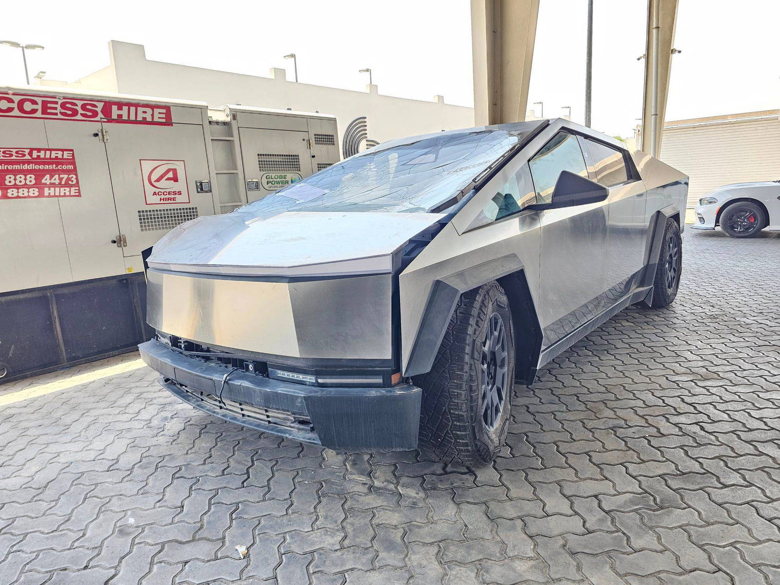 2024 TESLA CYBERTRUCK — 2869 Miles — Lot A013484 — Souq - Marhaba Auctions Used Cars - Image 3
