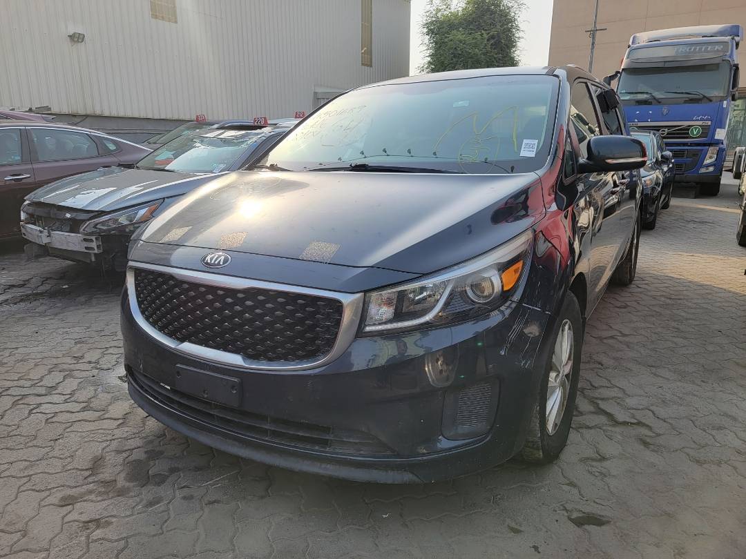2015 KIA SEDONA — 194423 Miles — Lot F6037547 — Main - Marhaba Auctions Used Cars - Image 5