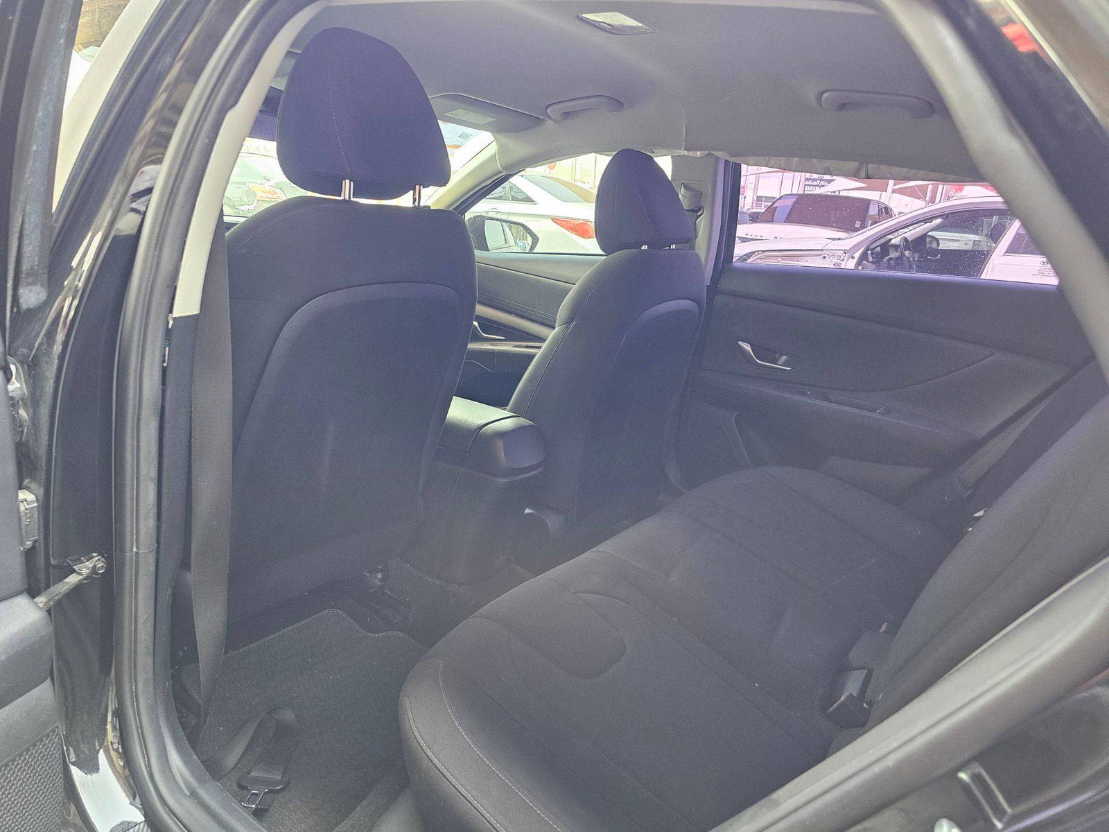 2022 HYUNDAI ELANTRA — 99460 Miles — Lot 2NH060781 — Souq - Marhaba Auctions Used Cars - Image 6