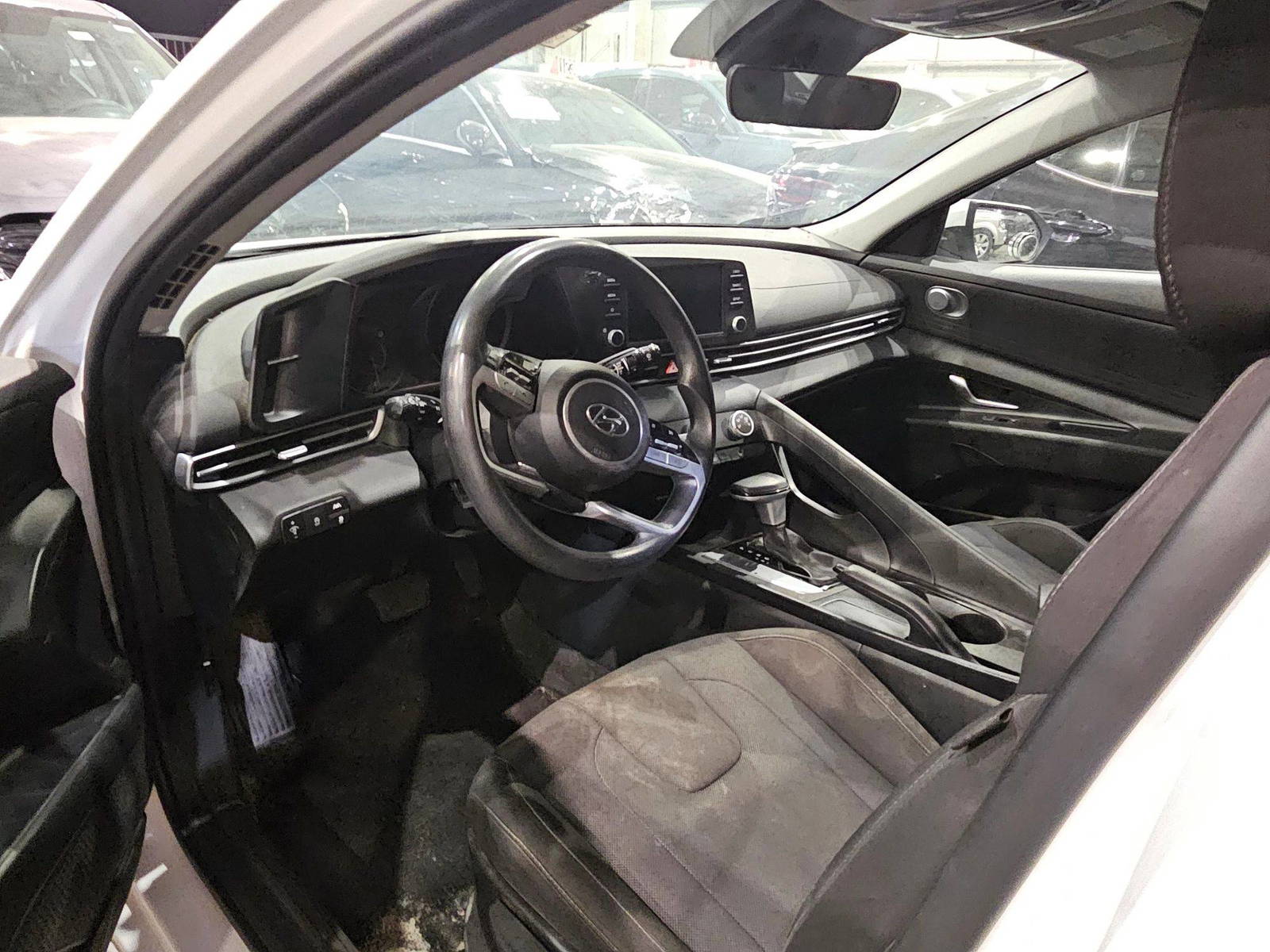 2021 HYUNDAI ELANTRA — 169246 KM — Lot 0MU072394 — Main - Marhaba Auctions Used Cars - Image 8
