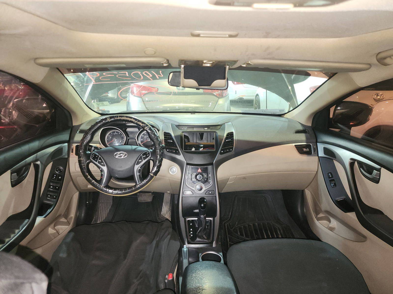 2016 HYUNDAI ELANTRA — 153669 Miles — Lot U490539 — Al Quoz - Marhaba Auctions Used Cars - Image 8