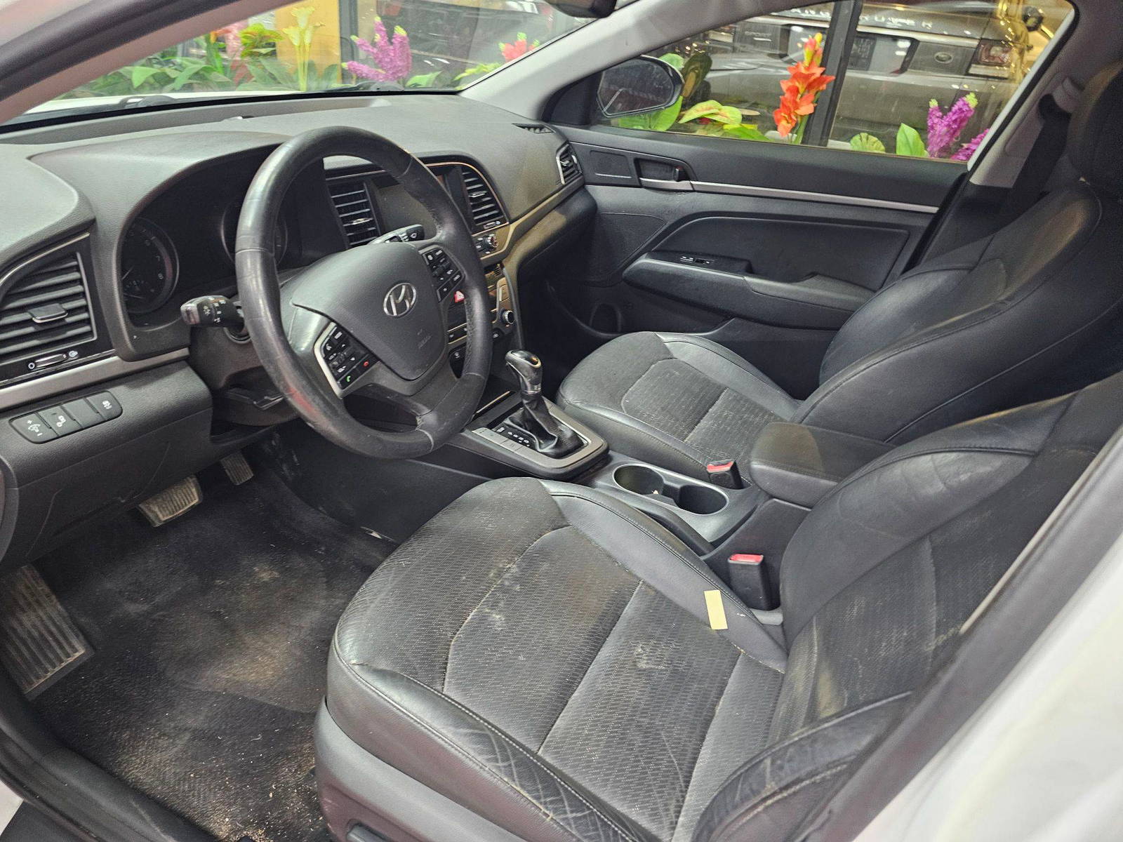 2017 HYUNDAI ELANTRA — 141104 Miles — Lot 42971045 — Main - Marhaba Auctions Used Cars - Image 8