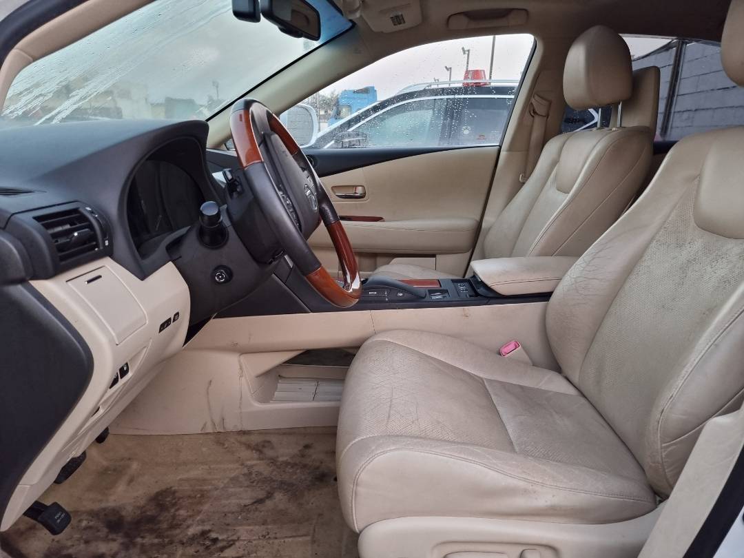 2010 LEXUS RX 350 — 150917 KM — Lot 214587 — Ind. 12 - Marhaba Auctions Used Cars - Image 8