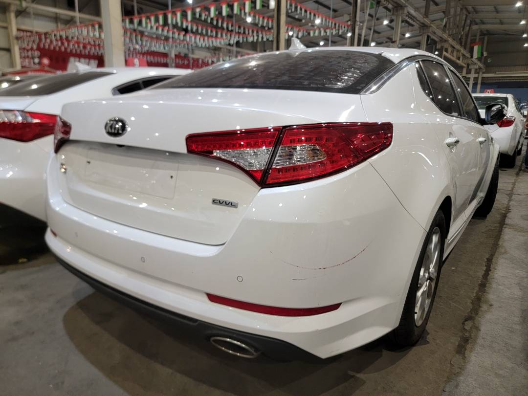 2013 KIA K5 — 92767 KM — Lot 350398 — Main - Marhaba Auctions Used Cars - Image 5