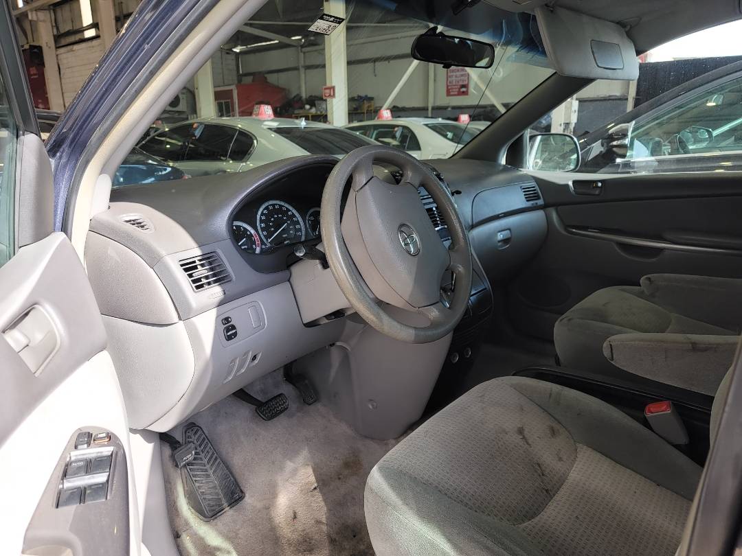 2008 TOYOTA SIENNA — 201252 Miles — Lot 40825527 — Main - Marhaba Auctions Used Cars - Image 6