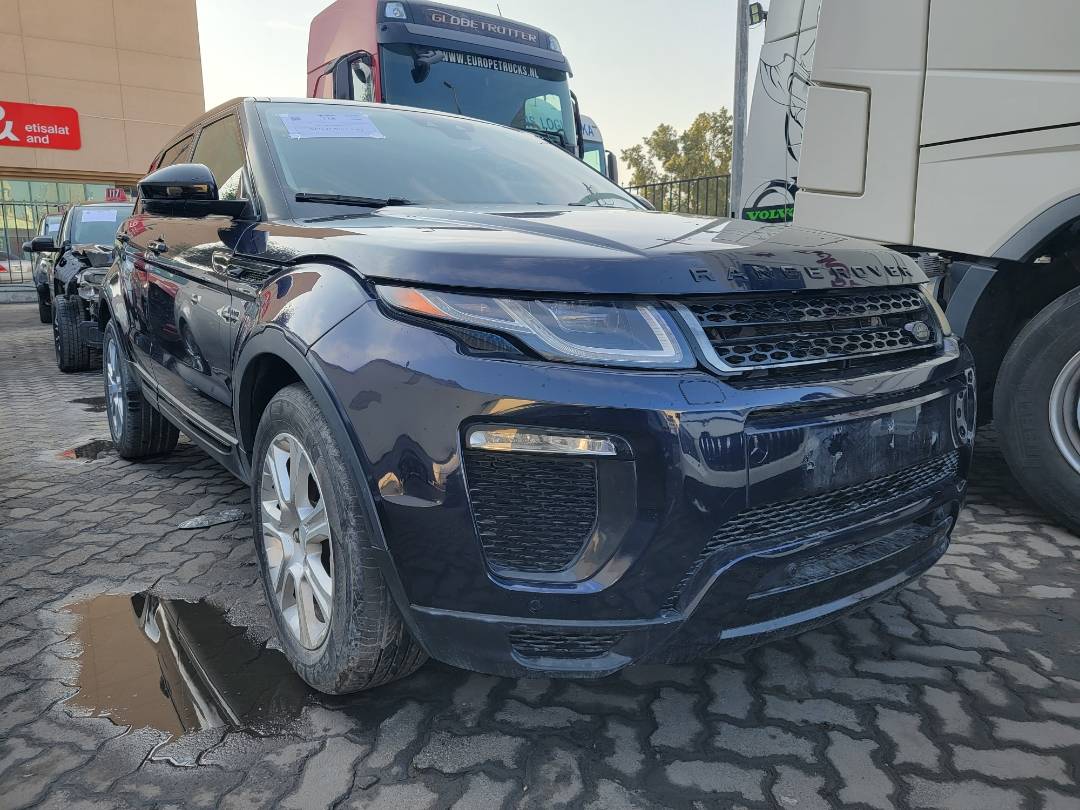 2019 LAND ROVER RANGE ROVER EVOQUE — 34534 Miles — Lot H341140 — Main - Marhaba Auctions Used Cars - Image 5