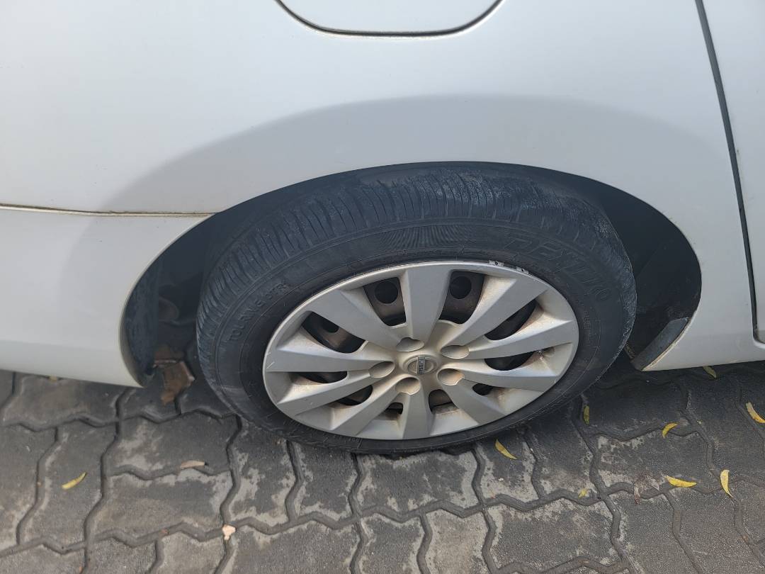 2015 NISSAN SENTRA — 155105 Miles — Lot 73089883 - Marhaba Auctions Used Cars - Image 5