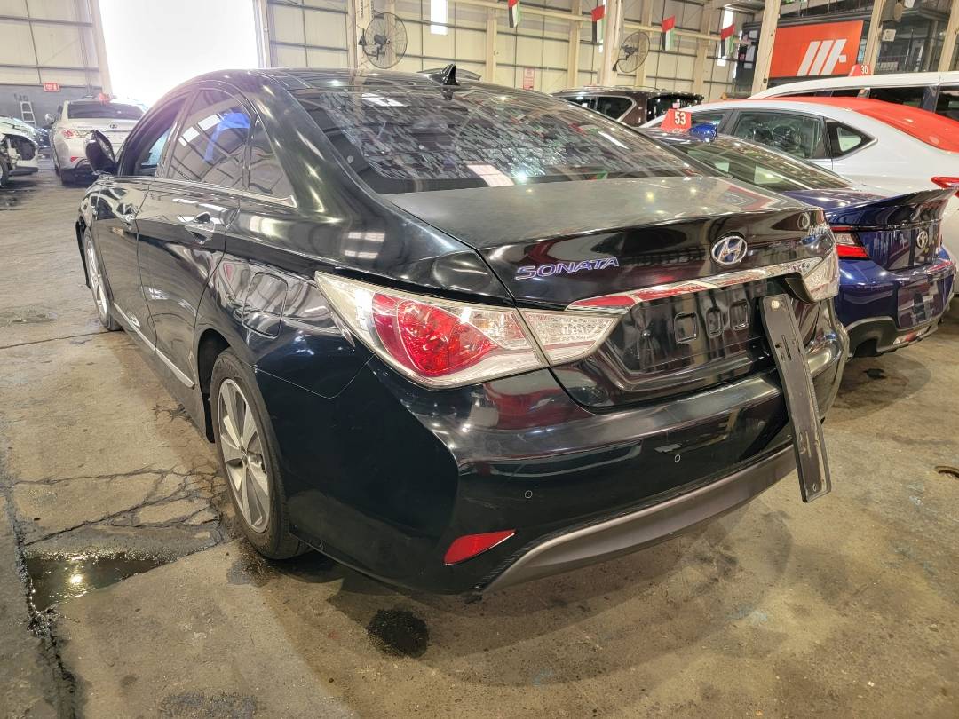 HYUNDAI SONATA 2012 - Marhaba Auction Used Cars - Image 5