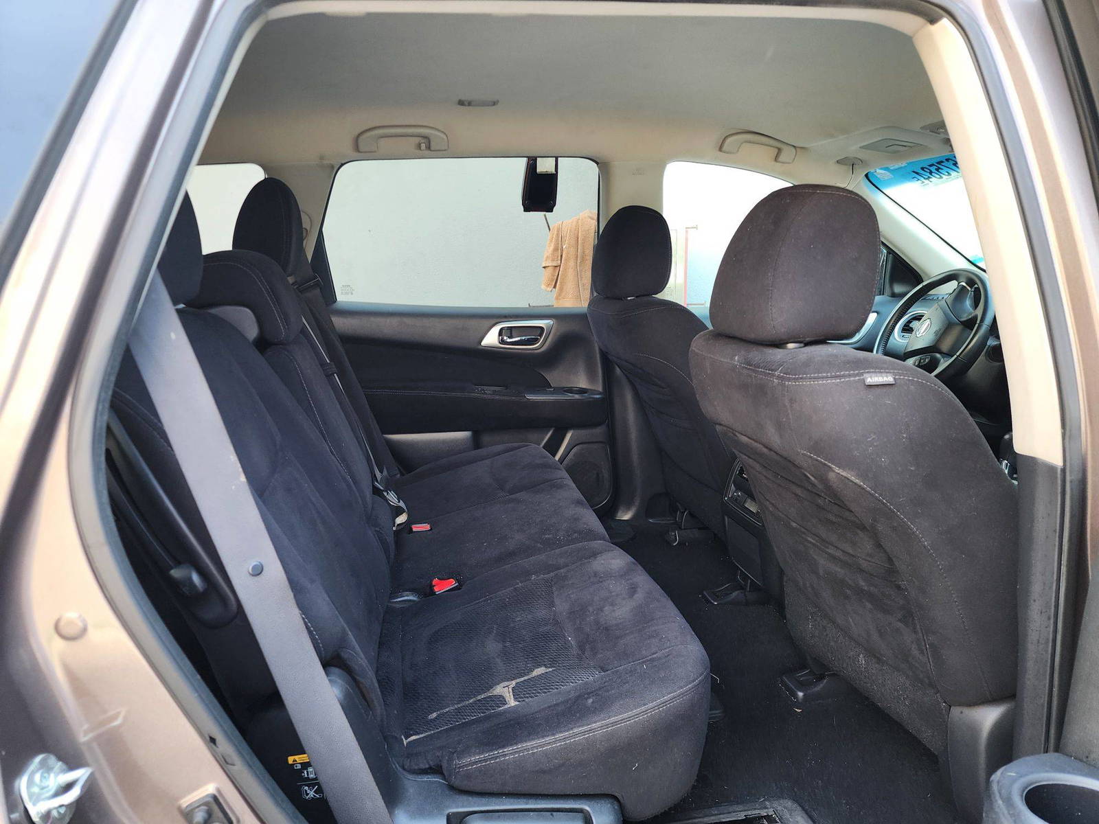 2013 NISSAN PATHFINDER — 172527 Miles — Lot 46467584 — Al Quoz - Marhaba Auctions Used Cars - Image 7