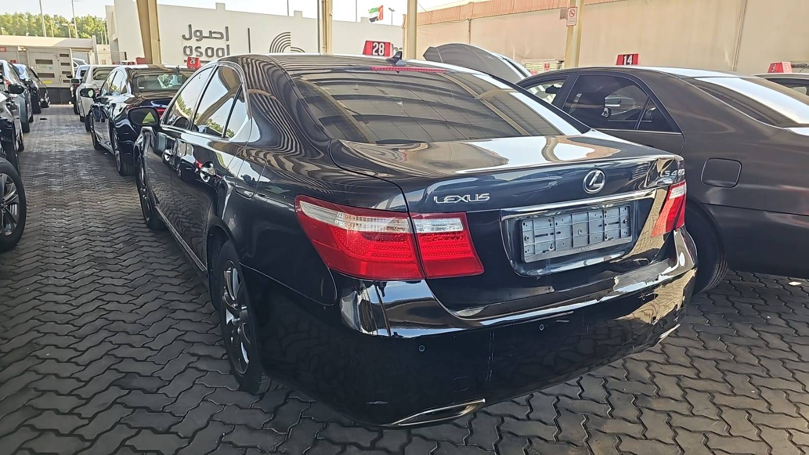 2008 LEXUS LS 460 — 141614 KM — Lot 85079551 — Souq - Marhaba Auctions Used Cars - Image 11