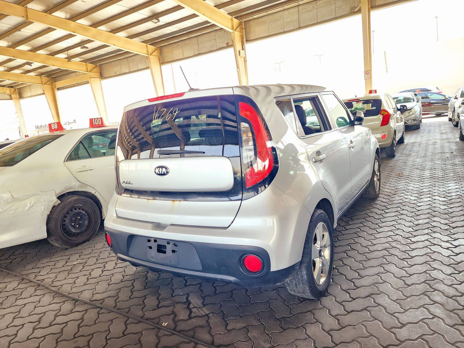 2018 KIA SOUL — 124857 Miles — Lot 40316269 — Souq - Marhaba Auctions Used Cars - Image 3