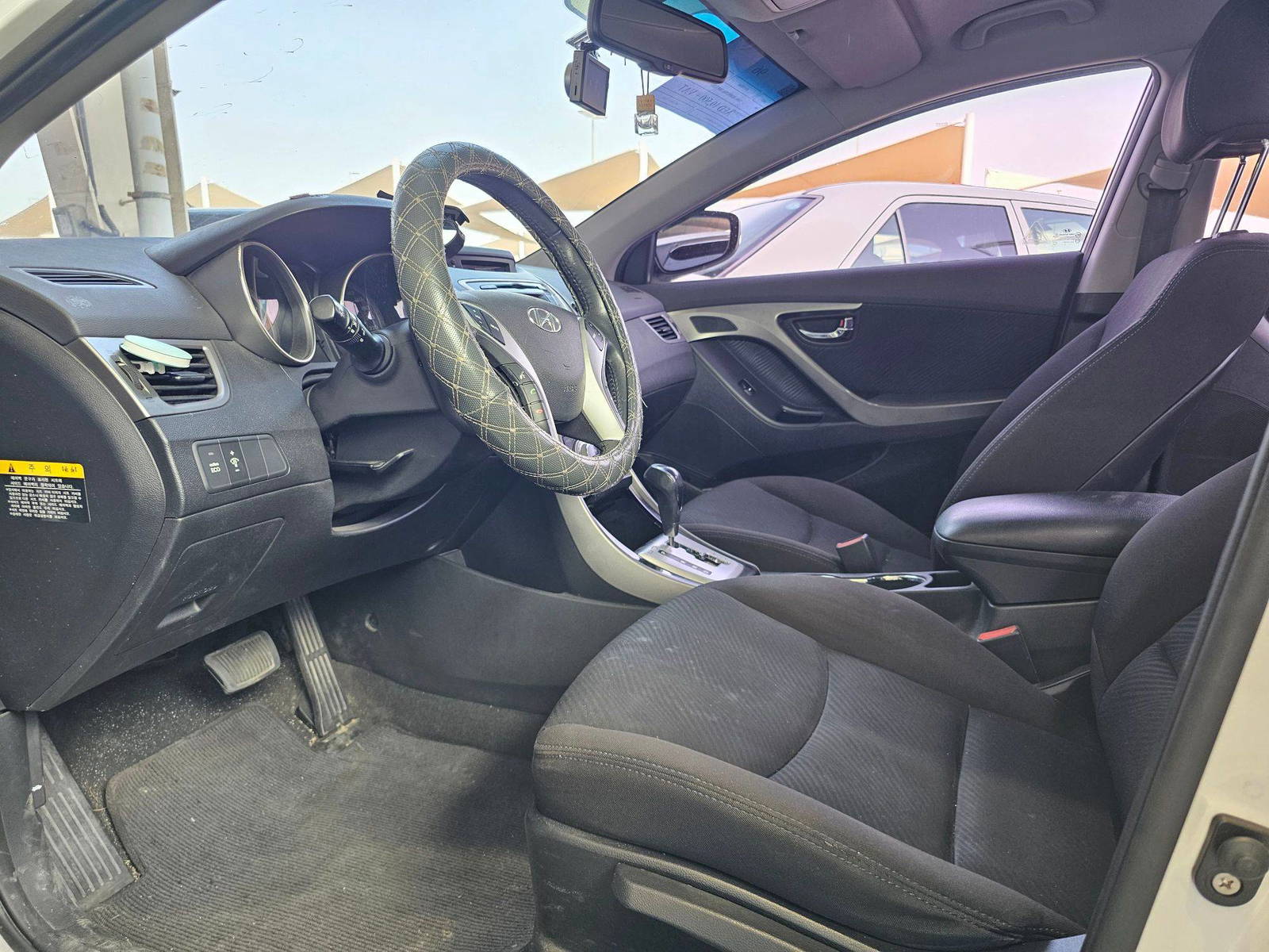 2012 HYUNDAI AVANTE — 215410 KM — Lot 527741 — Souq - Marhaba Auctions Used Cars - Image 8