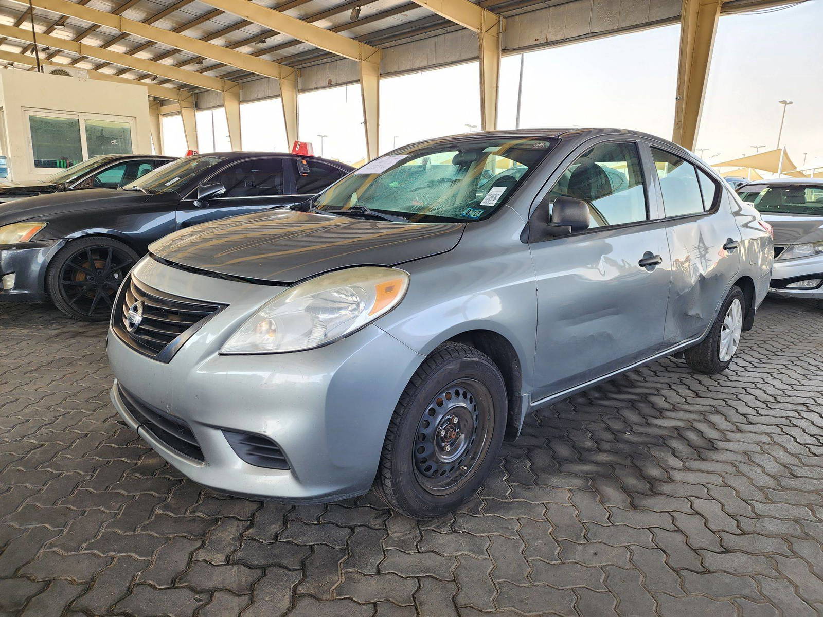 2013 NISSAN VERSA — 125780 Miles — Lot P3DL830342 — Souq - Marhaba Auctions Used Cars - Image 5