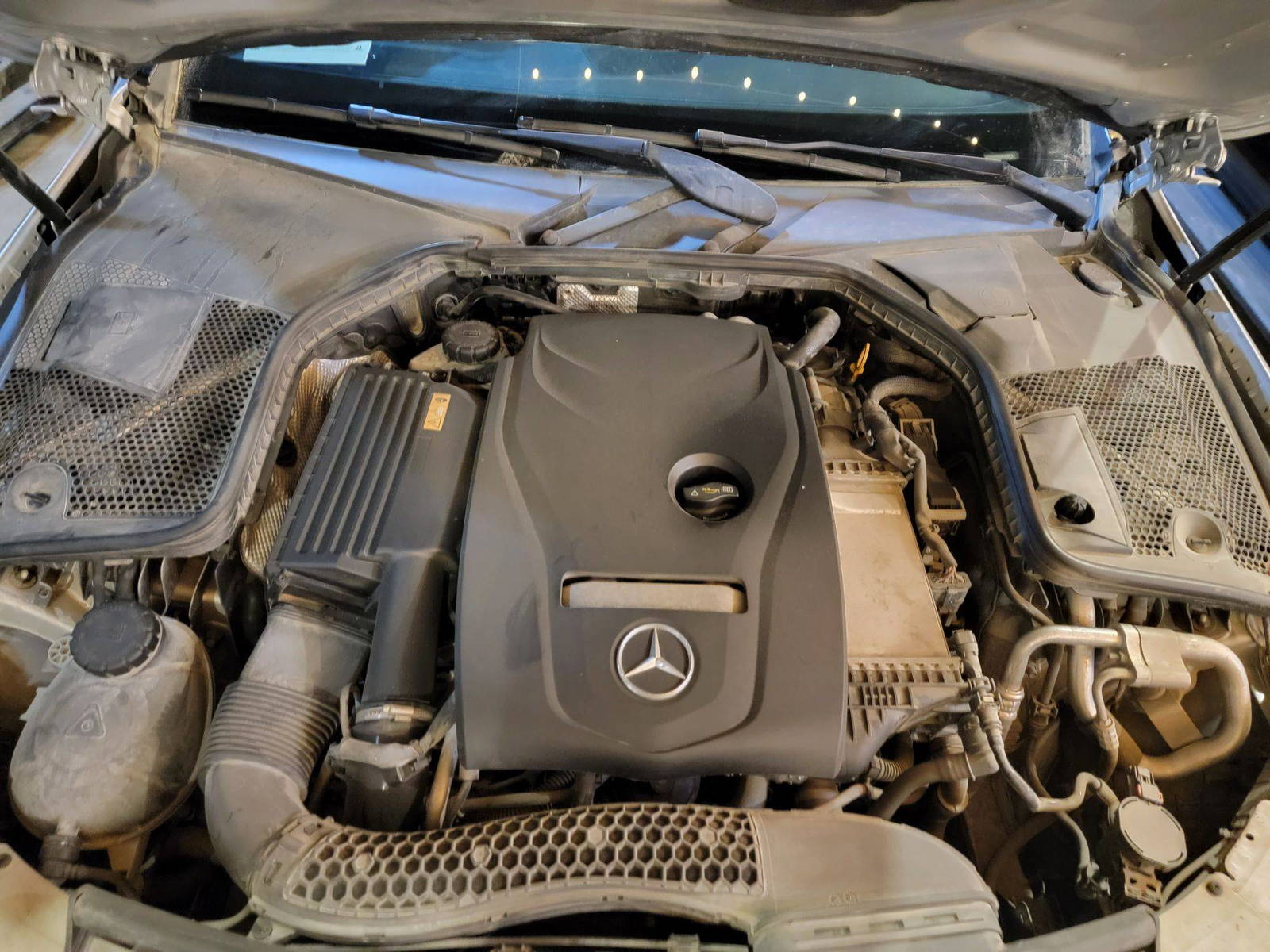 2017 MERCEDES BENZ C300 — 154853 KM — Lot 5HF430778 — Main - Marhaba Auctions Used Cars - Image 12