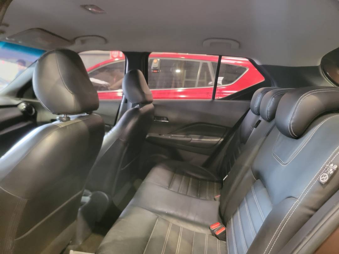 2017 NISSAN KICKS — 109040 KM — Lot HL502648 — Main - Marhaba Auctions Used Cars - Image 7
