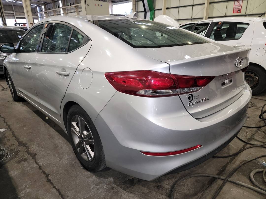 2018 HYUNDAI ELANTRA — 100492 Miles — Lot 313343 - Marhaba Auctions Used Cars - Image 3