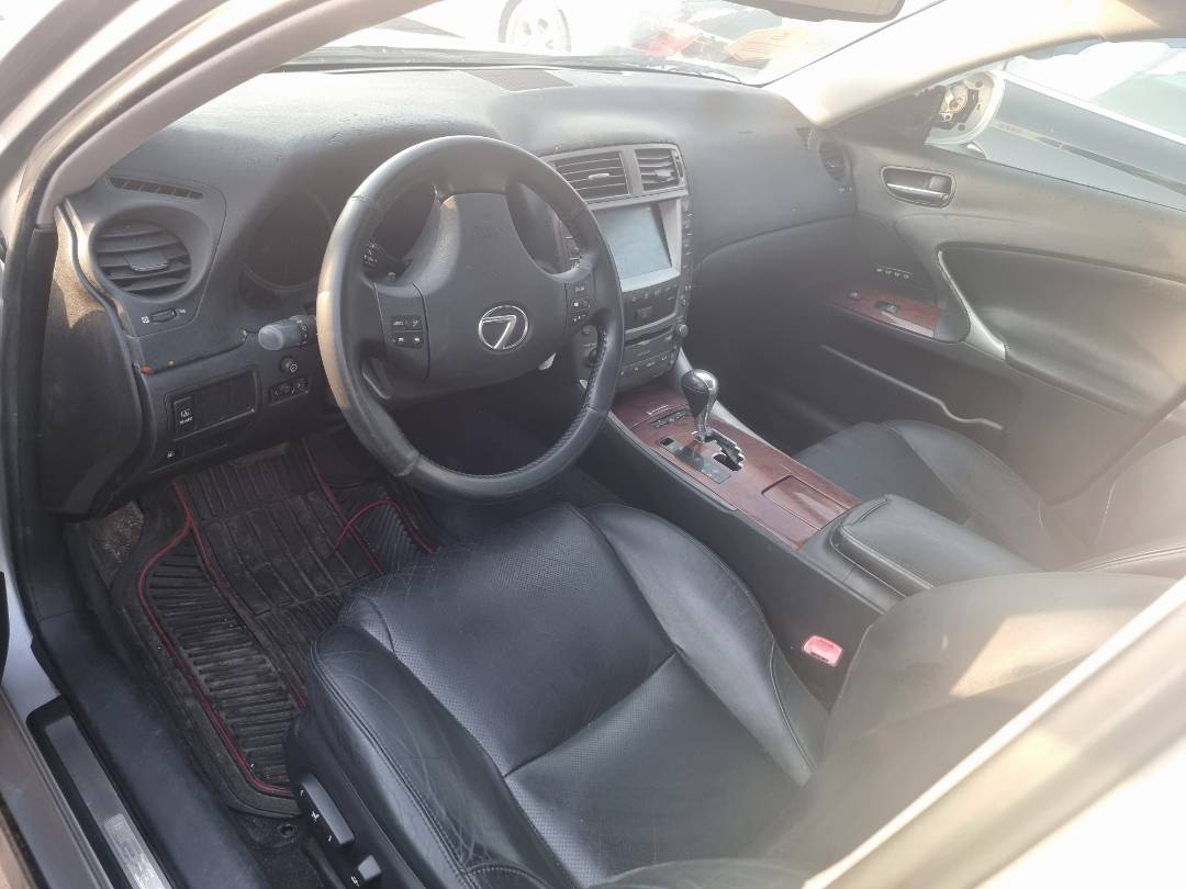 2006 LEXUS IS 250 — 200703 Miles — Lot 5004993 — Ind. 12 - Marhaba Auctions Used Cars - Image 6
