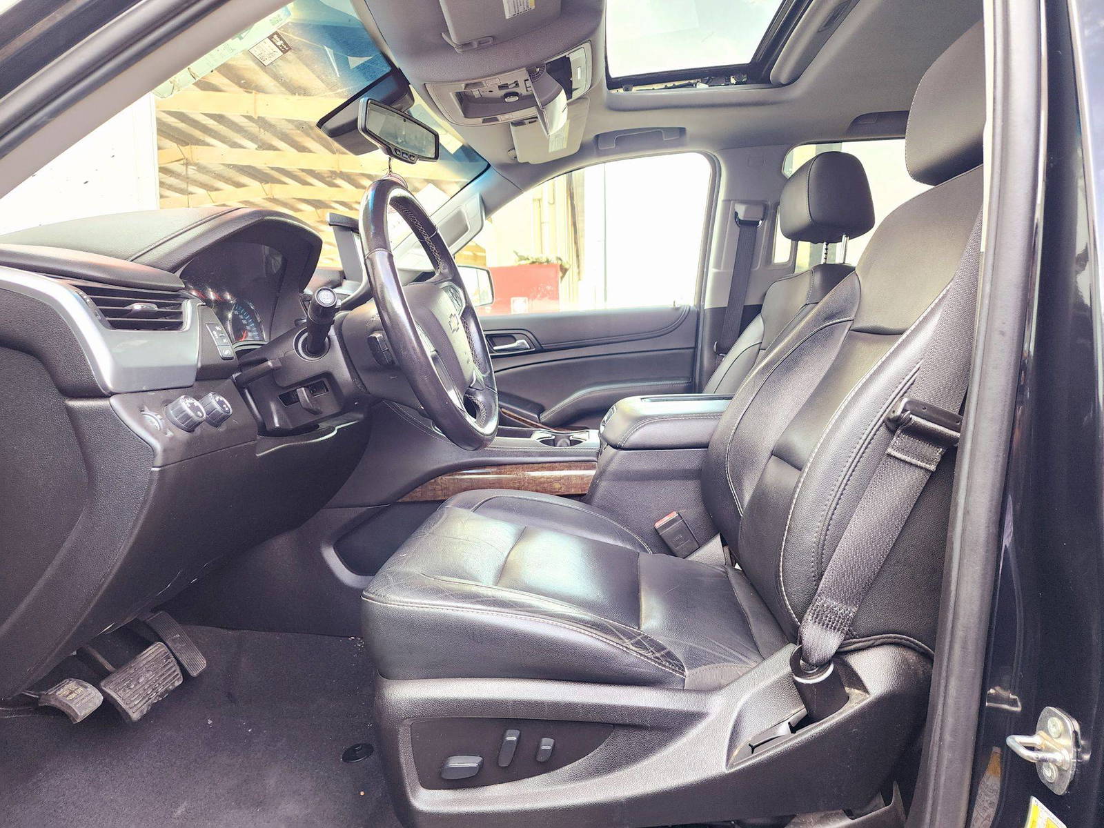 2019 CHEVROLET TAHOE — 91847 Miles — Lot C4KR303391 — Souq - Marhaba Auctions Used Cars - Image 9