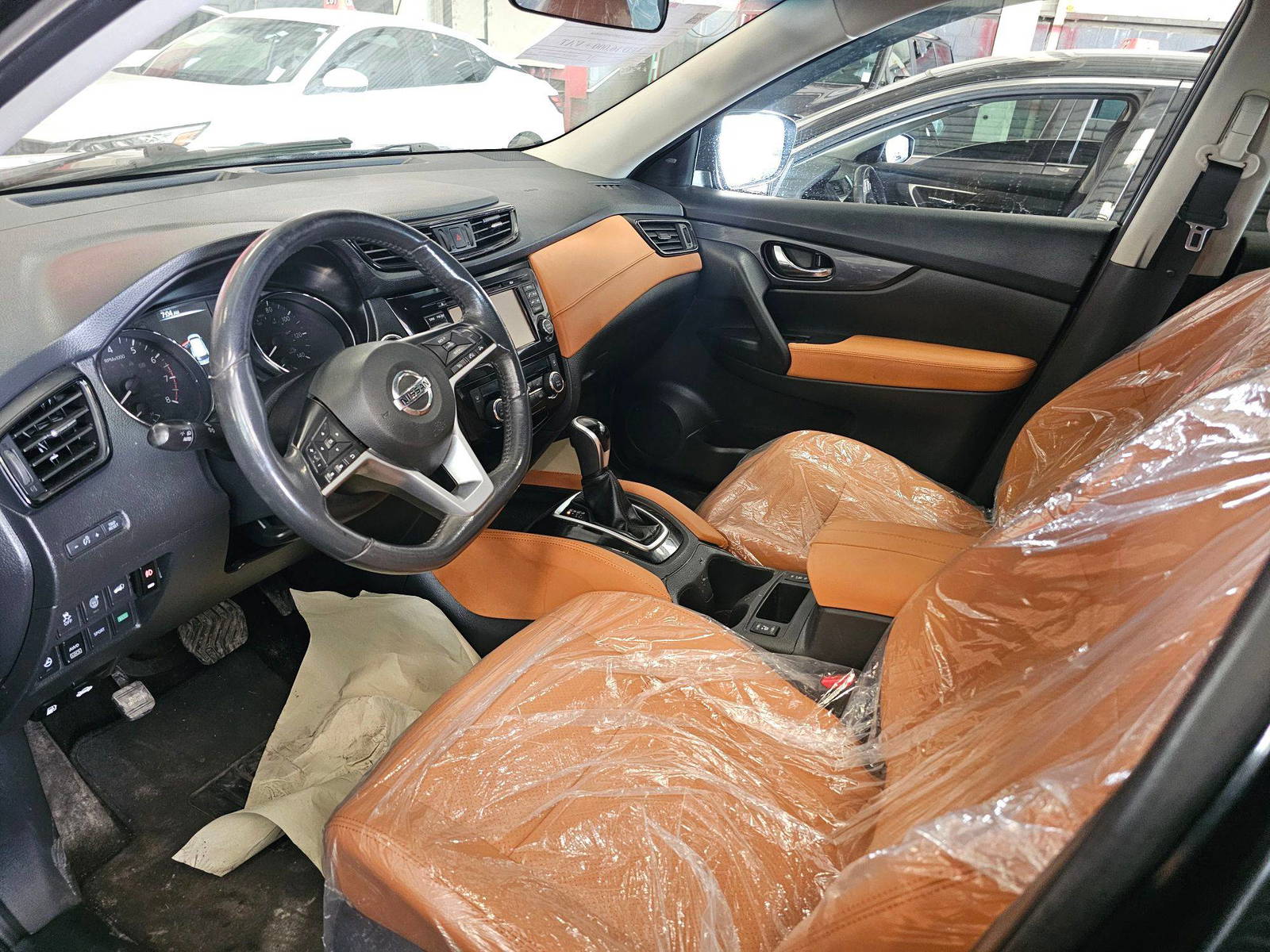 NISSAN ROGUE 2017 - Marhaba Auction Used Cars - Image 8