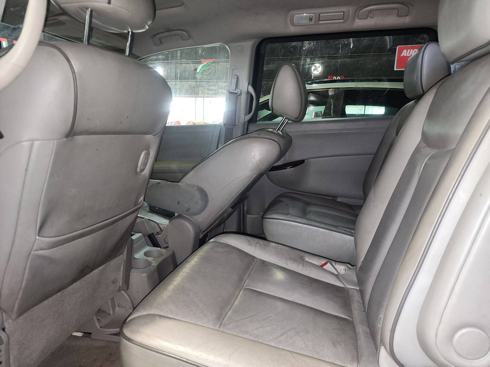 2013 NISSAN QUEST — 177449 Miles — Lot KP3D9060436 — Souq - Marhaba Auctions Used Cars - Image 7