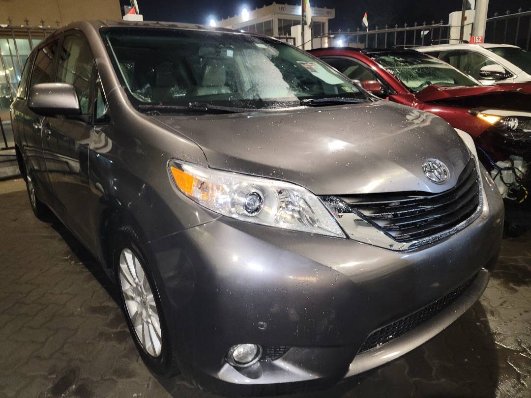 2011 TOYOTA SIENNA — 168116 Miles — Lot S024090 - Marhaba Auctions Used Cars - Image 4