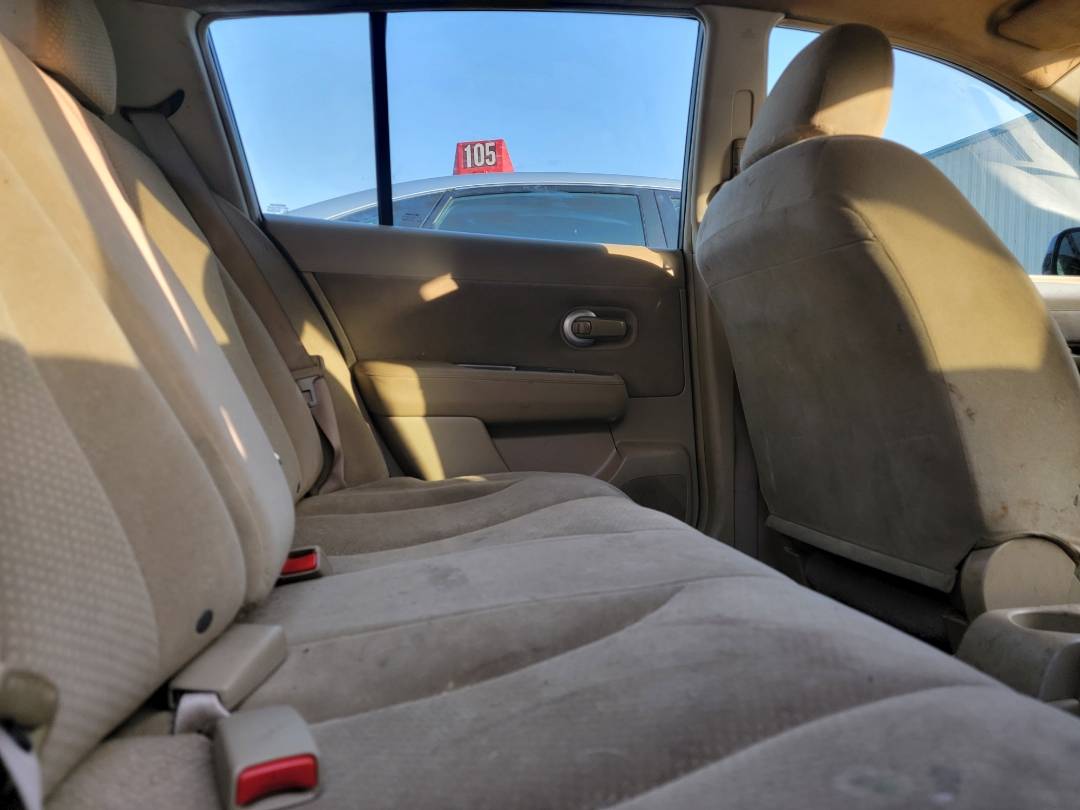 2011 NISSAN VERSA — 189713 Miles — Lot 38290375 - Marhaba Auctions Used Cars - Image 4