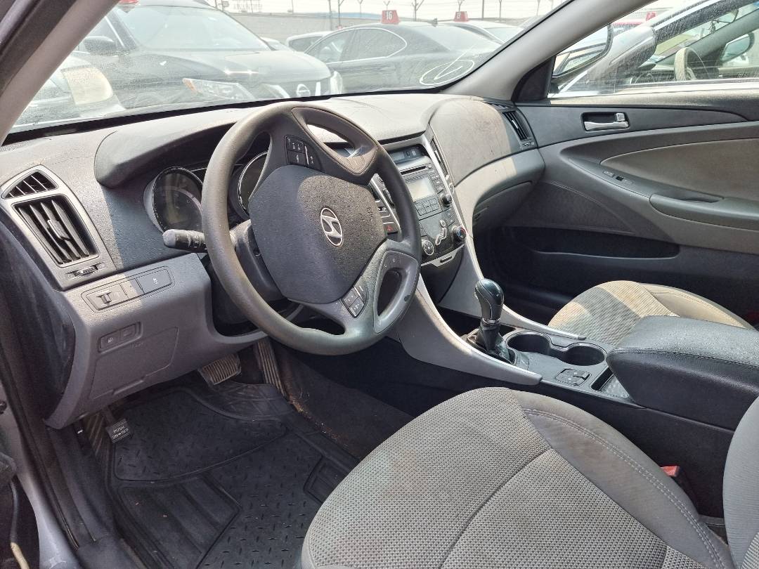 2013 HYUNDAI SONATA — 156671 Miles — Lot 321546 — Ind. 12 - Marhaba Auctions Used Cars - Image 6