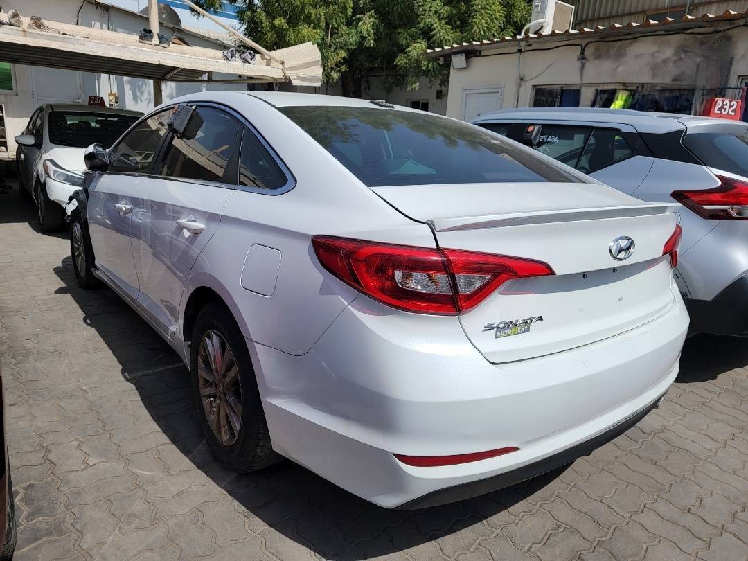 2016 HYUNDAI SONATA — 150493 Miles — Lot H290067 — Main - Marhaba Auctions Used Cars - Image 10