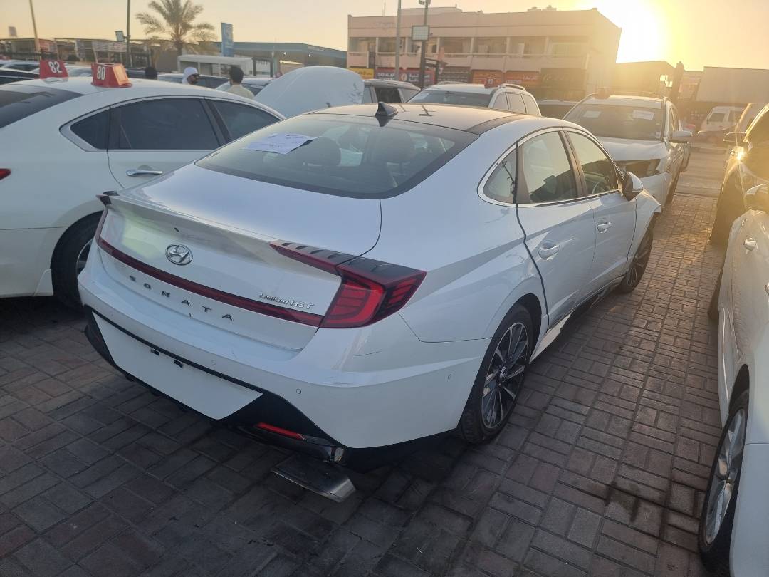 2020 HYUNDAI SONATA — 57587 Miles — Lot H041834 — Ind. 12 - Marhaba Auctions Used Cars - Image 4