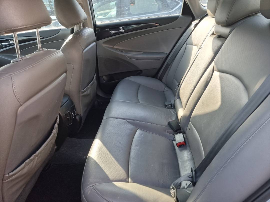 2012 HYUNDAI SONATA — 178905 Miles — Lot 215487 — Ind. 12 - Marhaba Auctions Used Cars - Image 6