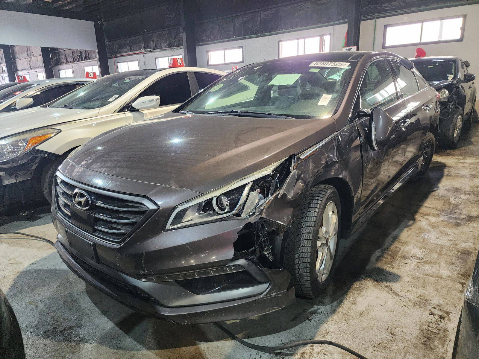 2017 HYUNDAI SONATA — 184279 KM — Lot 52807525 — Souq - Marhaba Auctions Used Cars - Image 5