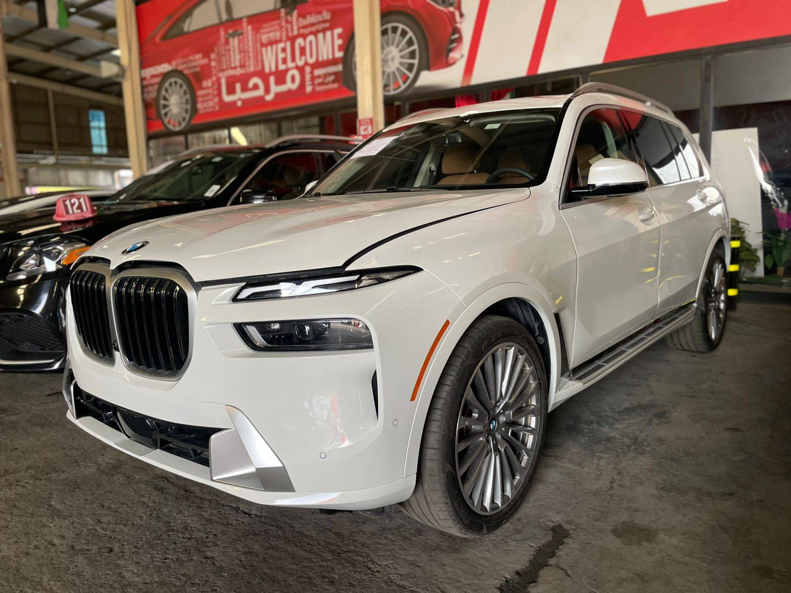 BMW X7 XDRIVE40I 2025 - Marhaba Auction Used Cars - Image 4