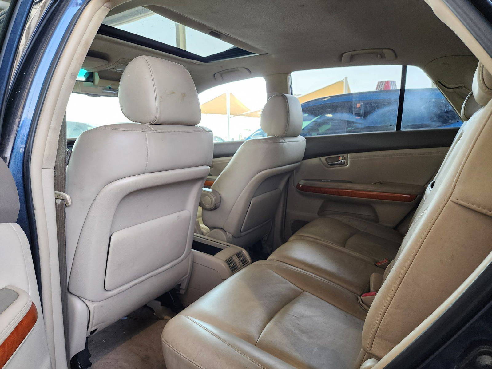 2007 LEXUS RX 350 — 225884 Miles — Lot 28548 — Main - Marhaba Auctions Used Cars - Image 6