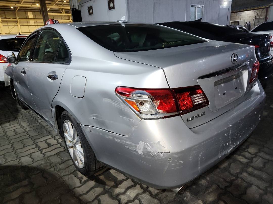 2010 LEXUS ES 350 — 265798 Miles — Lot 59232 - Marhaba Auctions Used Cars - Image 3