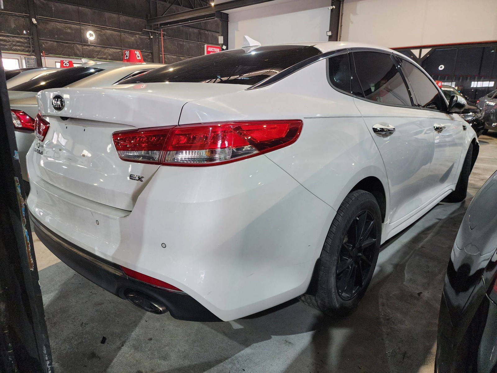 2018 KIA OPTIMA — 149687 Miles — Lot 44587205 — Main - Marhaba Auctions Used Cars - Image 6