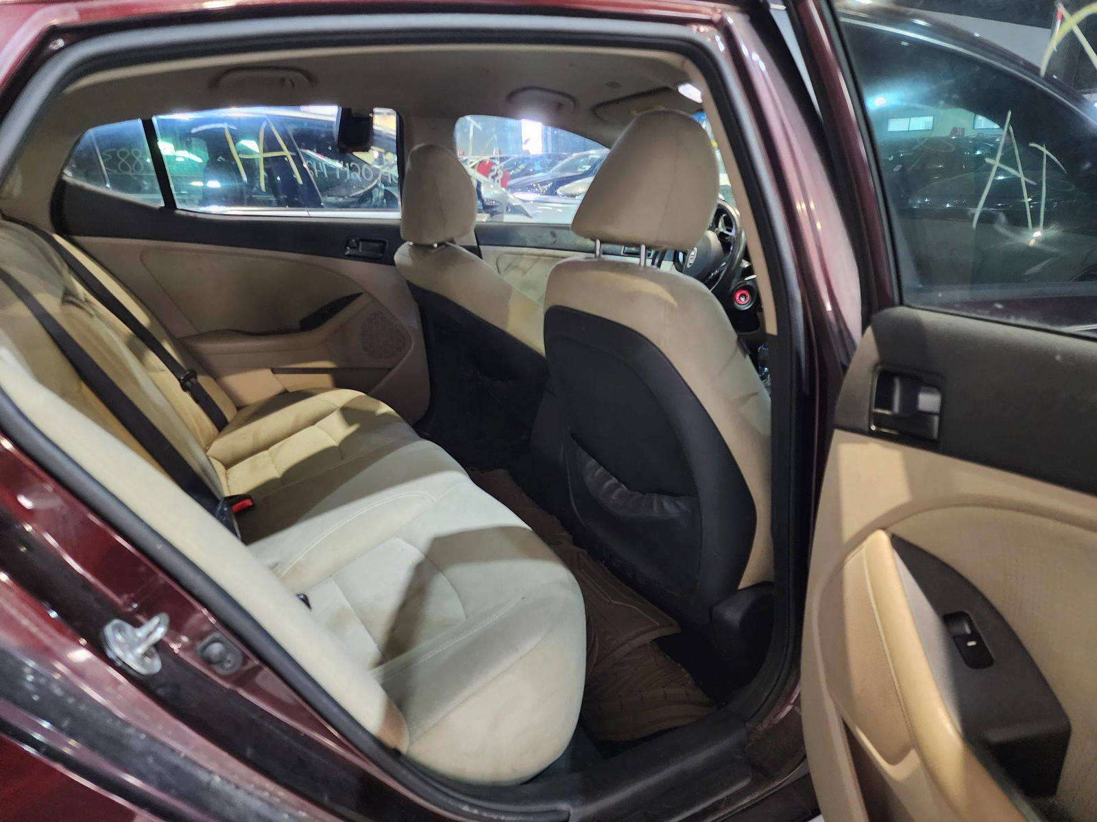 2012 KIA OPTIMA — 233935 Miles — Lot 78153934 — Al Quoz - Marhaba Auctions Used Cars - Image 7